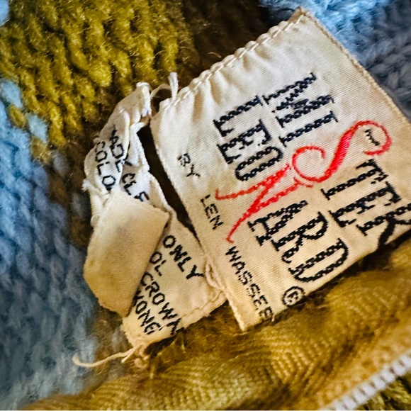 ⭐️ Vintage Small Turtleneck Zip Sweater - Picture 16 of 16